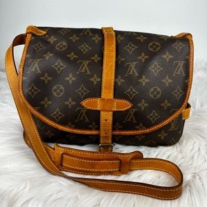 🛑SOLD🛑LV monogram Saumer 30